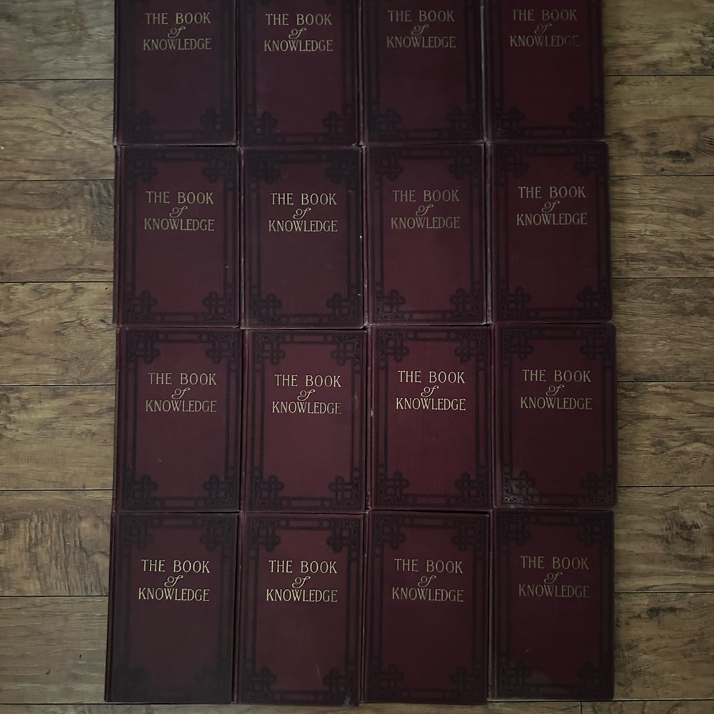 Vintage rare The Book of Knowledge encyclopedia set of 20